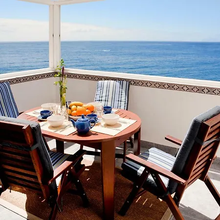 Beachfront In Paradise Апартаменты *