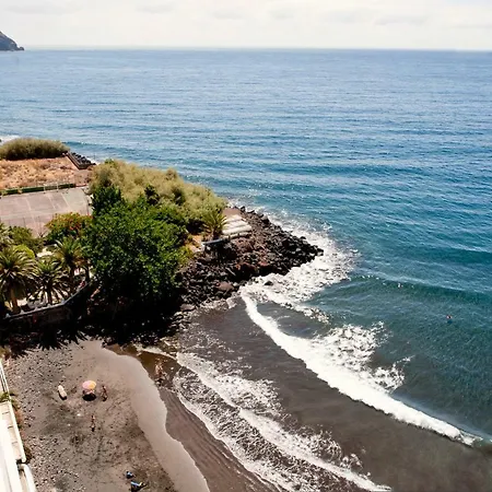 Beachfront In Paradise