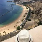 Beachfront In Paradise Apartamento
