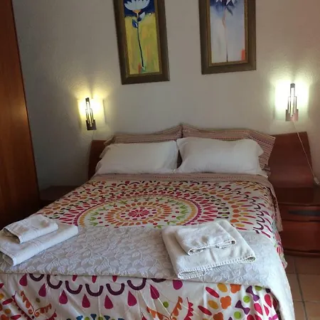 Beachfront In Paradise *