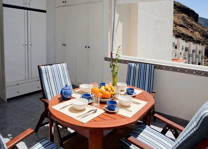 Beachfront In Paradise Apartment