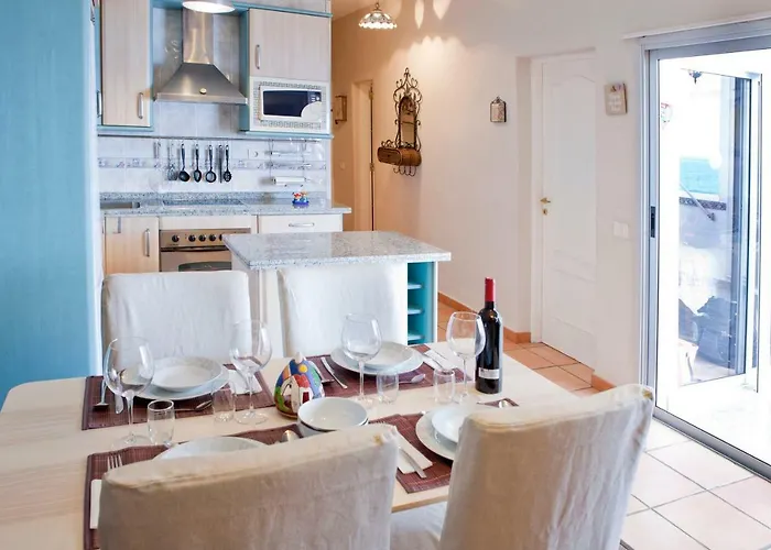 Beachfront In Paradise Apartment