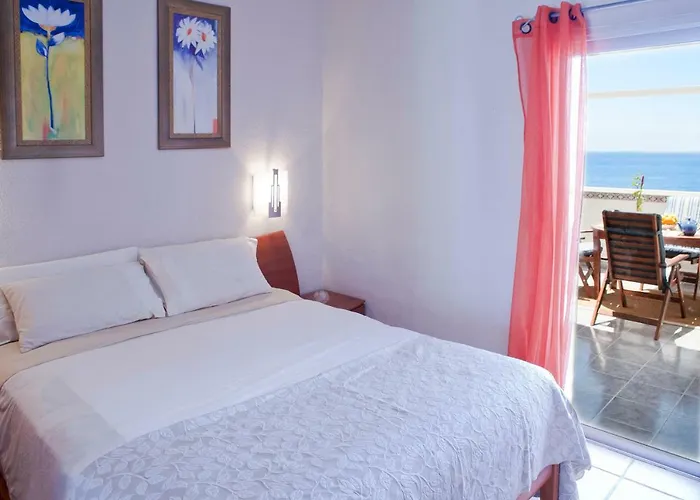 Beachfront In Paradise Apartamento