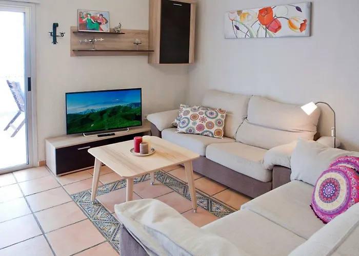 Beachfront In Paradise *