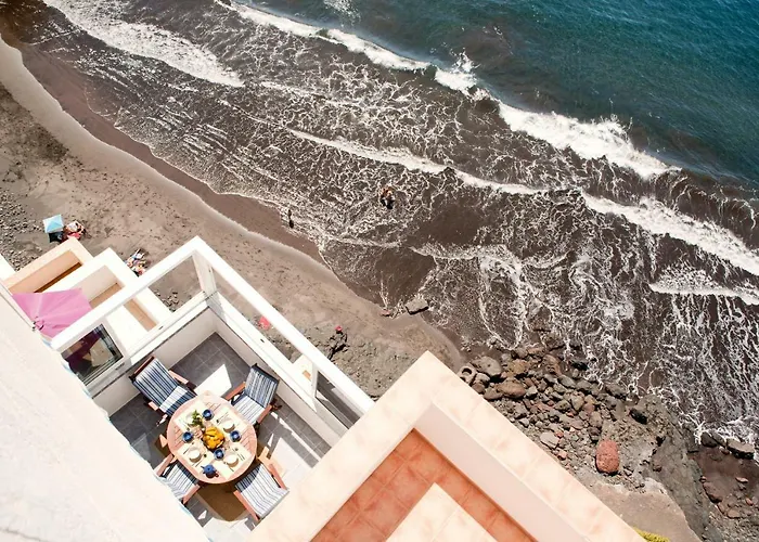 Beachfront In Paradise